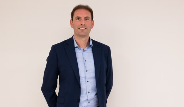 Stevie Van Meirhaeghe, Sales leadership & verkoopstructuur